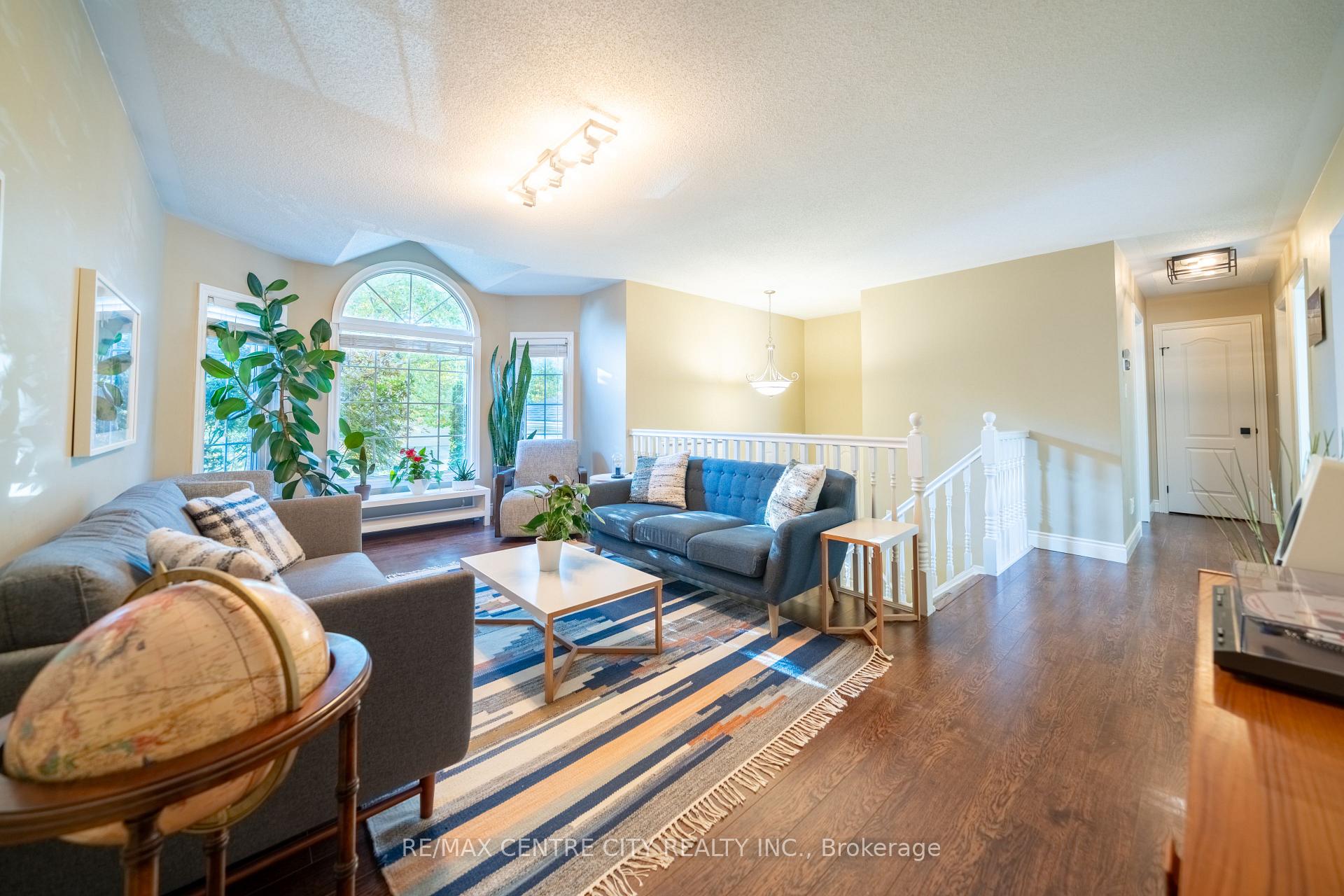 Photo 17 of 495 Riverview Drive, Strathroy-Caradoc, NE — HOMEH