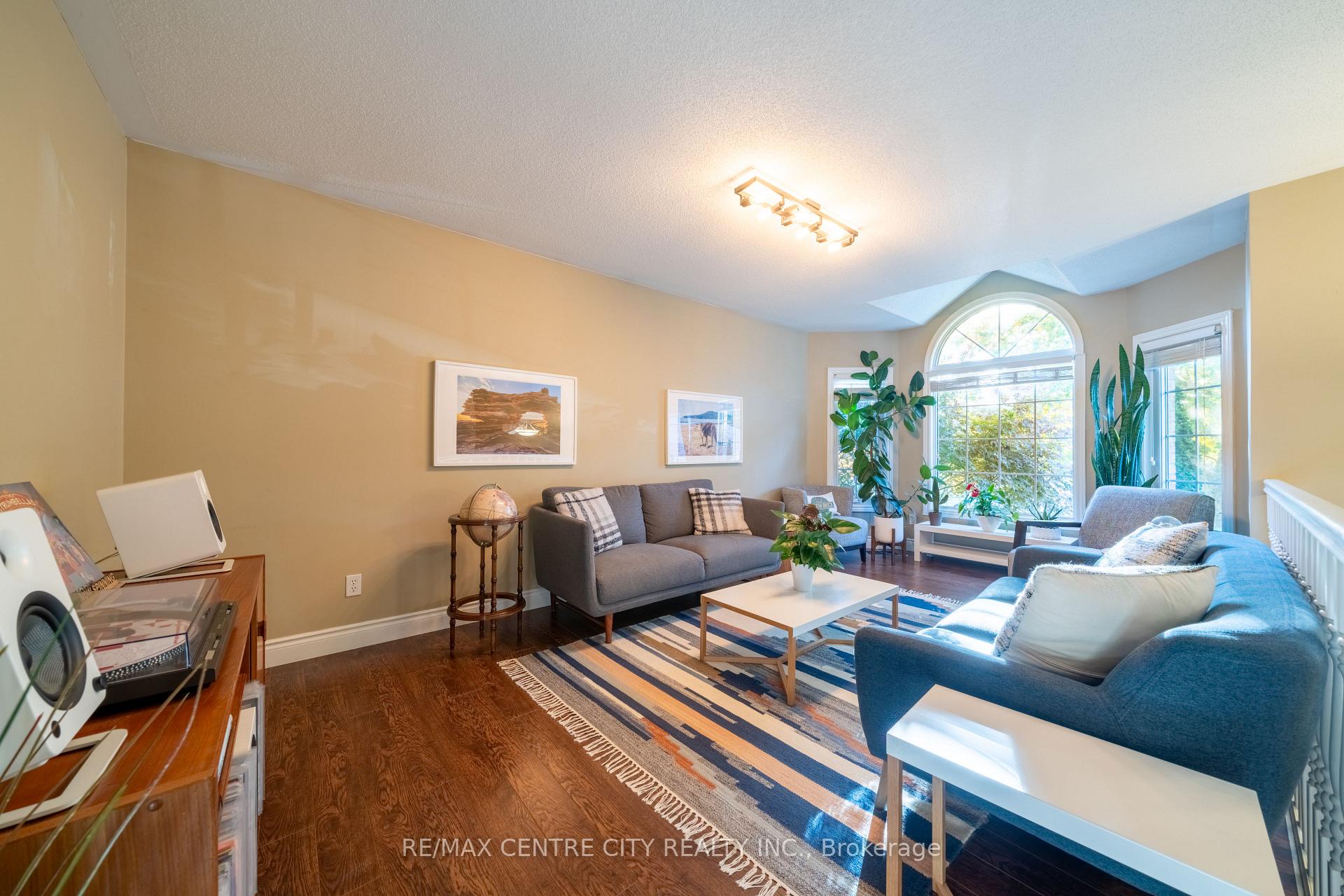Photo 18 of 495 Riverview Drive, Strathroy-Caradoc, NE — HOMEH