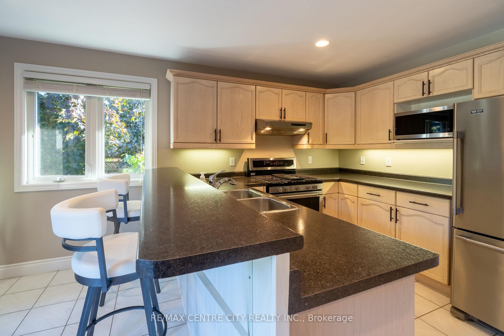 Photo 22 of 495 Riverview Drive, Strathroy-Caradoc, NE — HOMEH