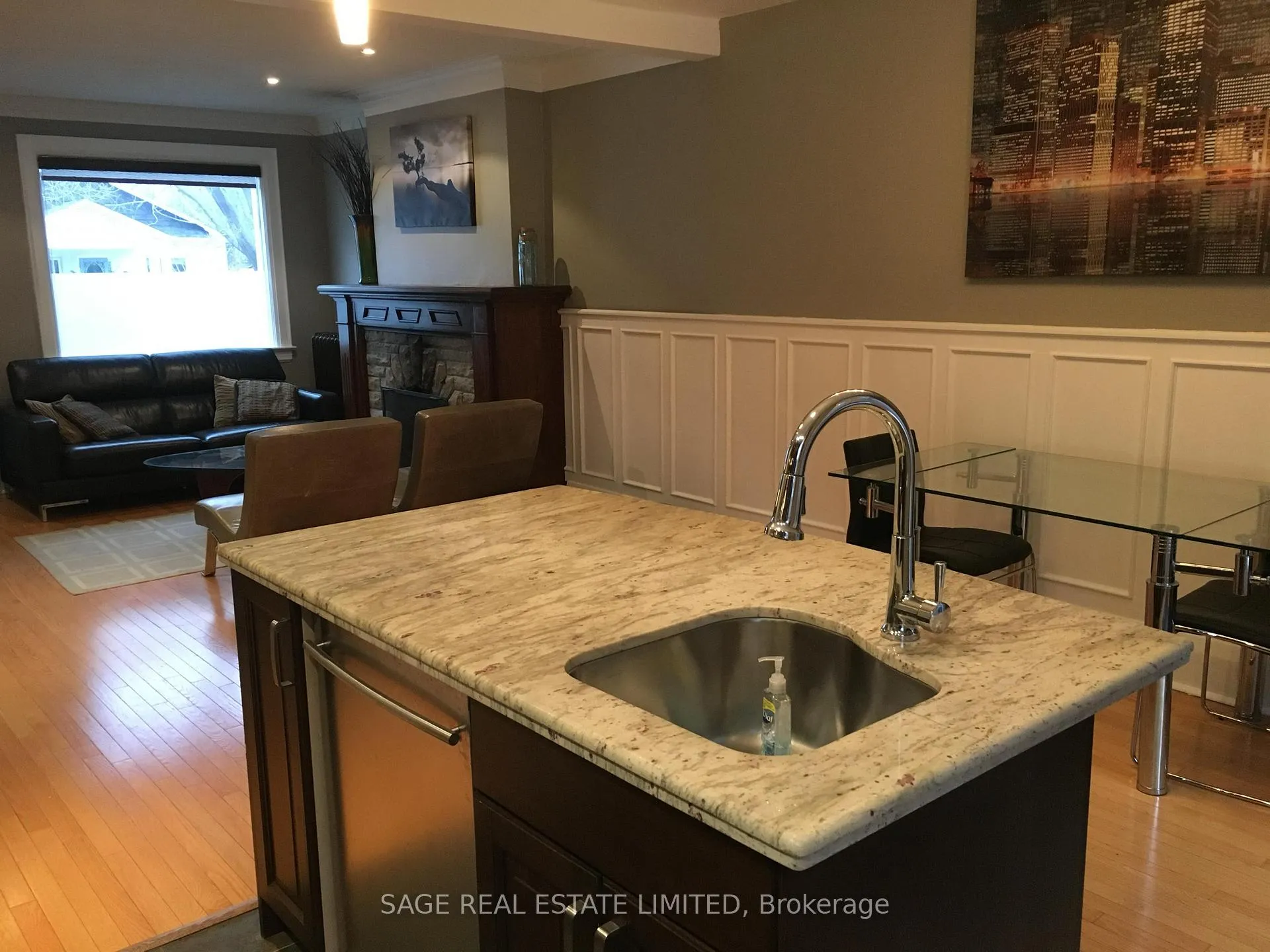Photo 6 of 569 Soudan Avenue, Toronto, Mount Pleasant East — HOMEH