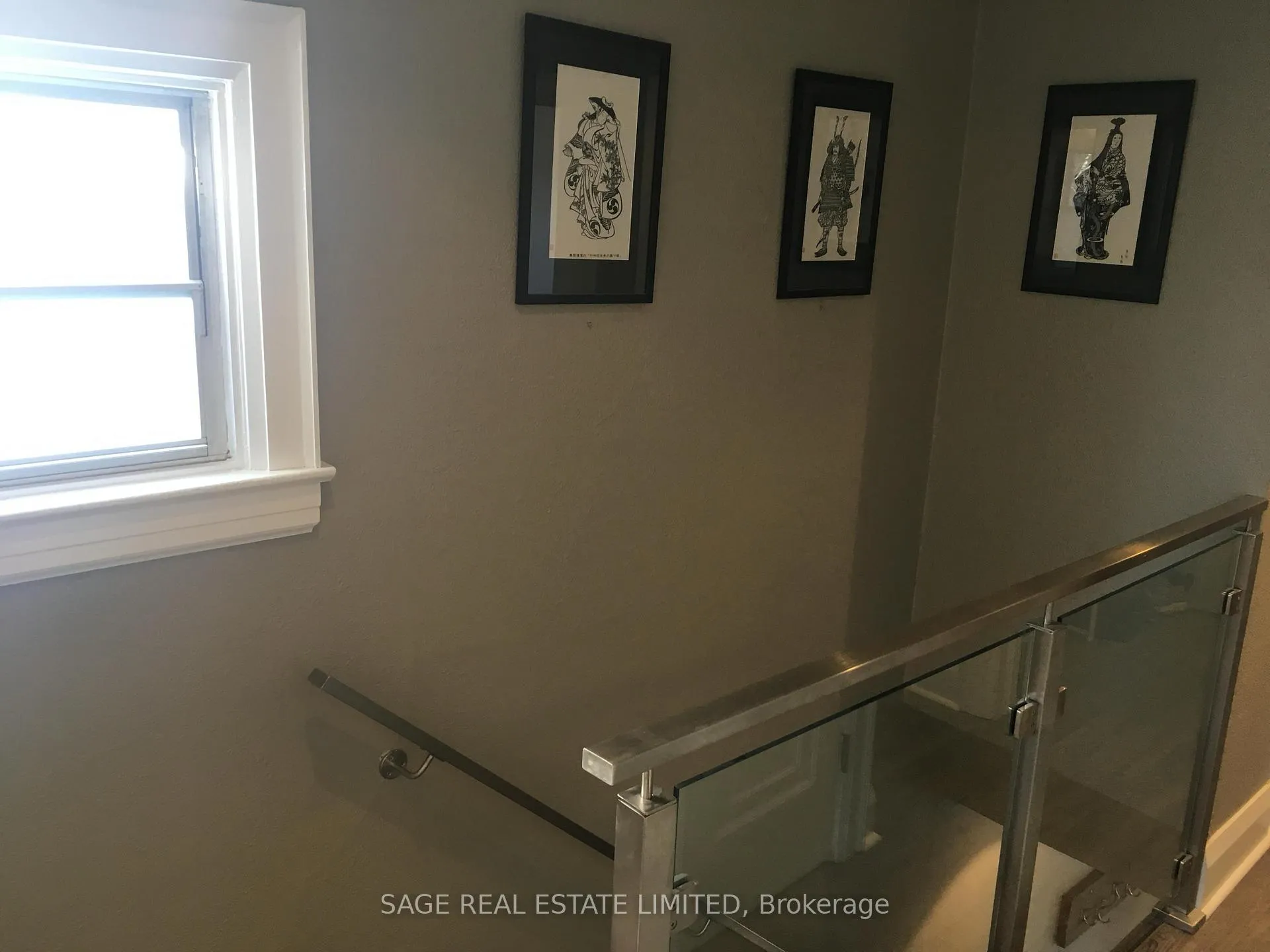 Photo 8 of 569 Soudan Avenue, Toronto, Mount Pleasant East — HOMEH