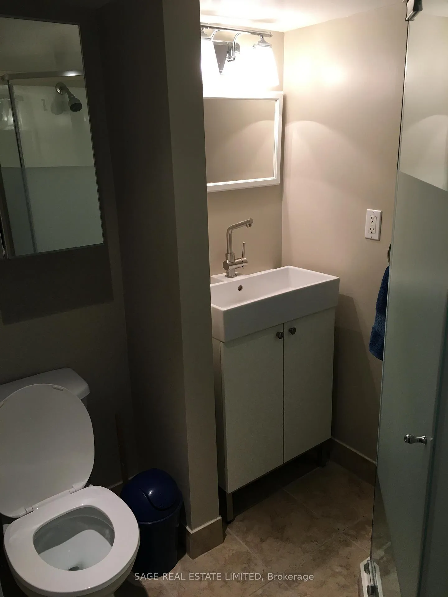 Photo 11 of 569 Soudan Avenue, Toronto, Mount Pleasant East — HOMEH