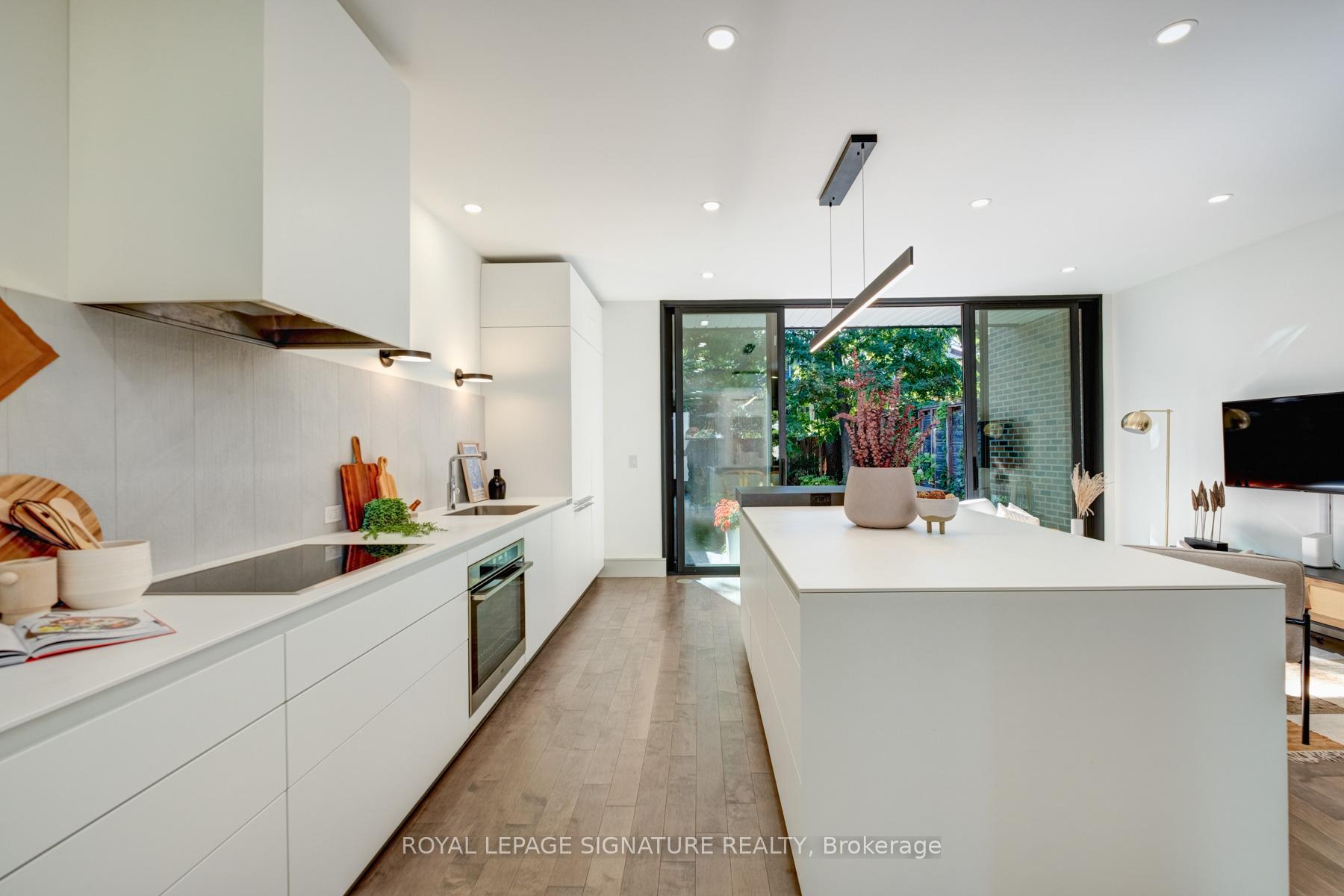 Photo 11 of 6 Macnaughton Road, Toronto, Leaside — HOMEH