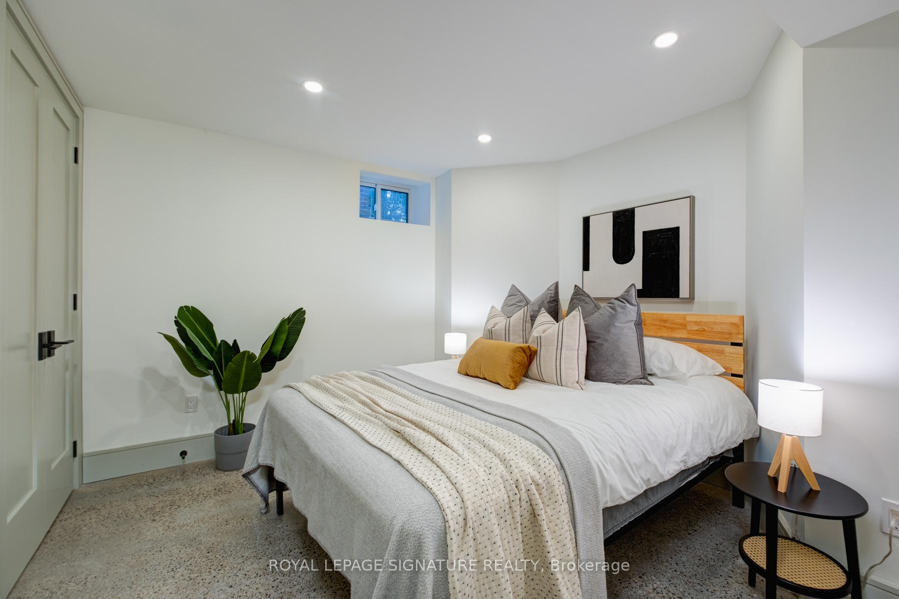 Photo 25 of 6 Macnaughton Road, Toronto, Leaside — HOMEH