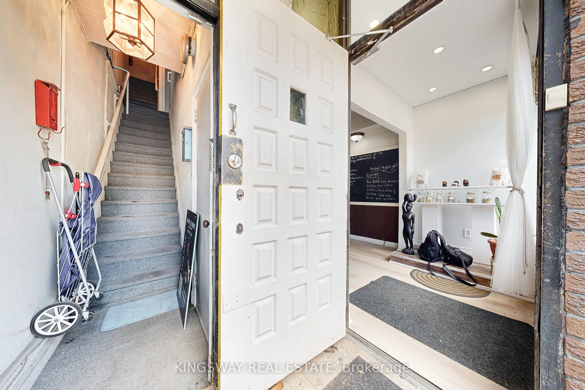 Photo 3 of 237 Dundas Street E, Toronto, Moss Park — HOMEH