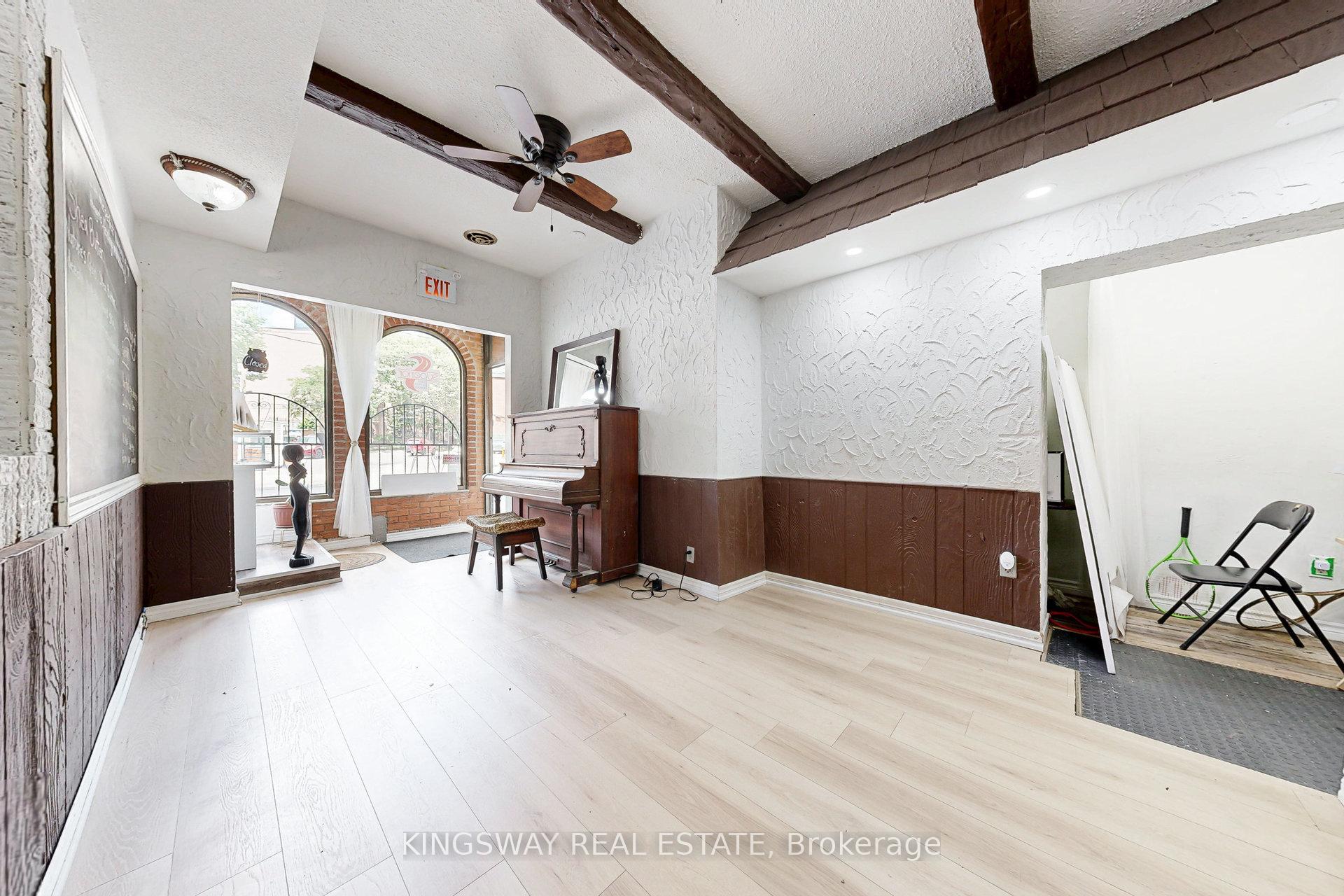 Photo 4 of 237 Dundas Street E, Toronto, Moss Park — HOMEH