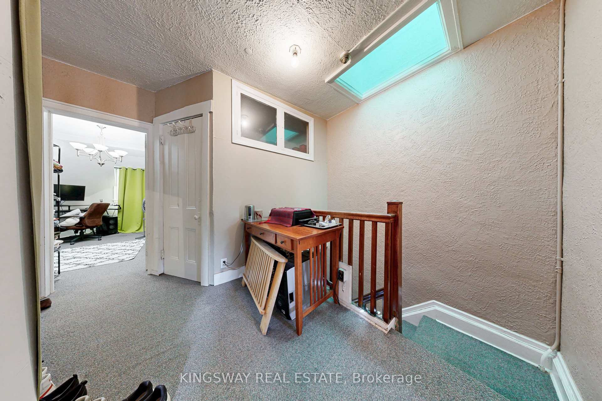 Photo 10 of 237 Dundas Street E, Toronto, Moss Park — HOMEH