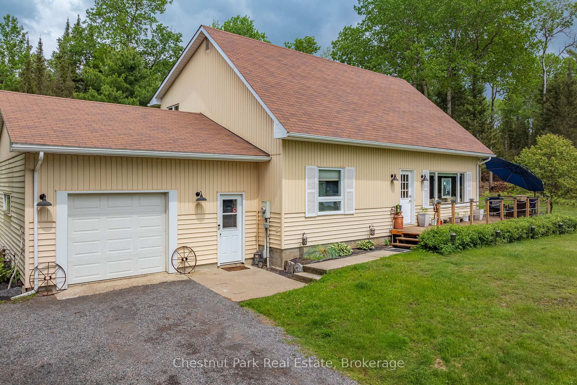 Photo 4 of 156 Lakeshore Road, Strong — HOMEH