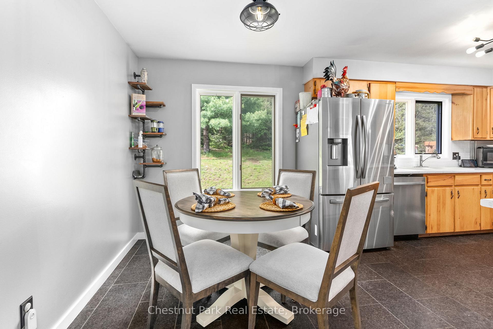 Photo 18 of 156 Lakeshore Road, Strong — HOMEH