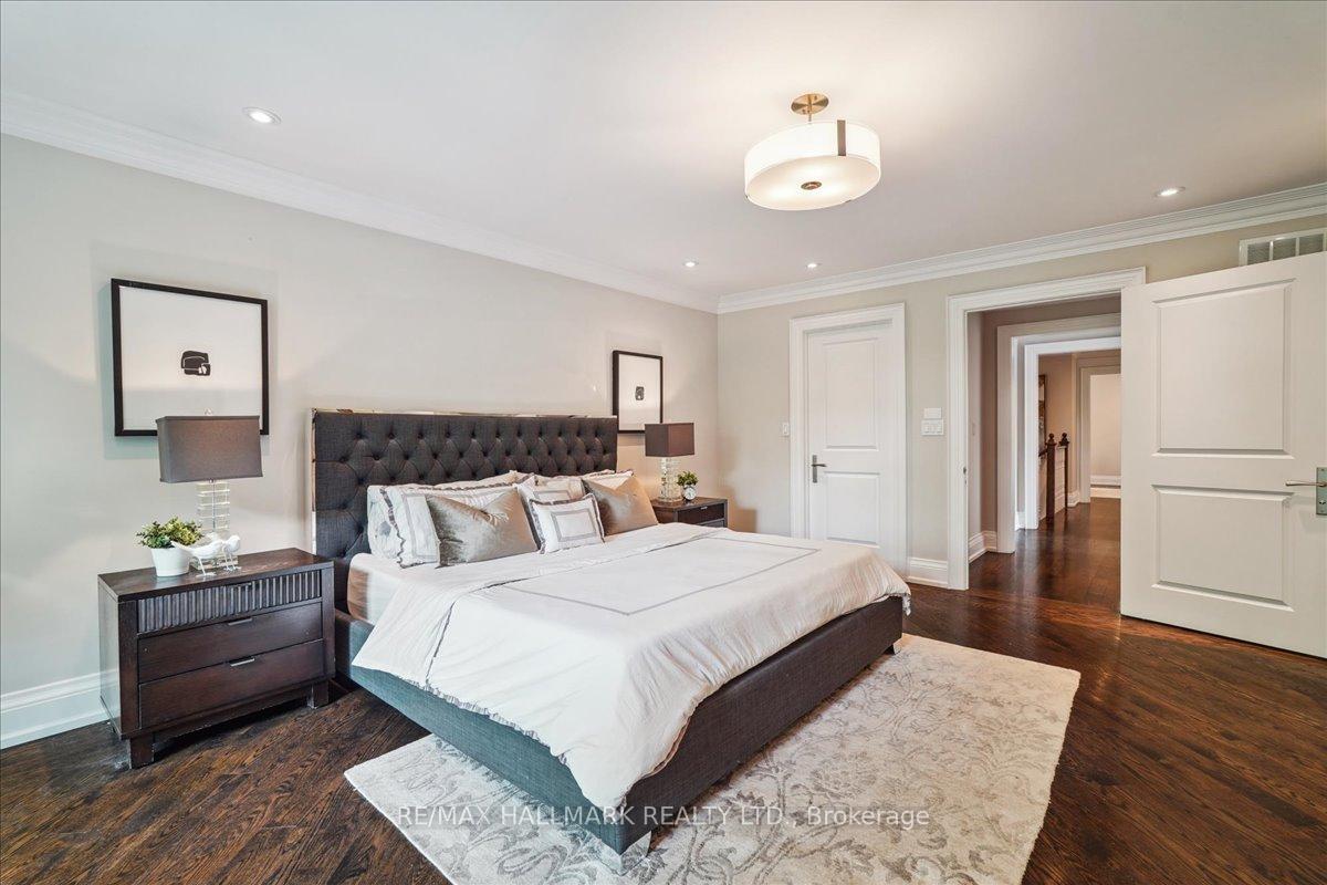 Photo 21 of 135 Glenvale Boulevard, Toronto, Leaside — HOMEH