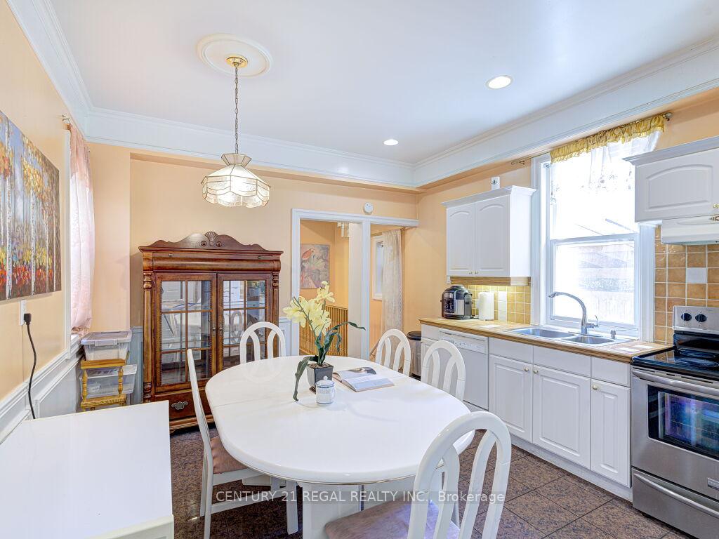 Photo 13 of 11 Midburn Avenue, Toronto, Crescent Town — HOMEH