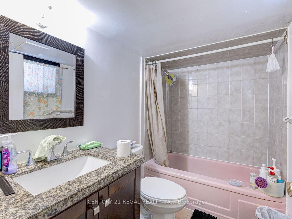 Photo 32 of 11 Midburn Avenue, Toronto, Crescent Town — HOMEH