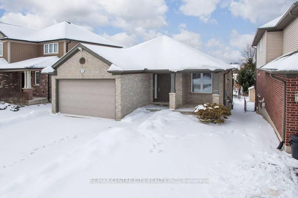 Photo 1 of 12 Peach Tree Boulevard, St. Thomas — HOMEH