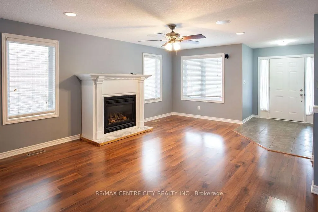 Photo 5 of 12 Peach Tree Boulevard, St. Thomas — HOMEH