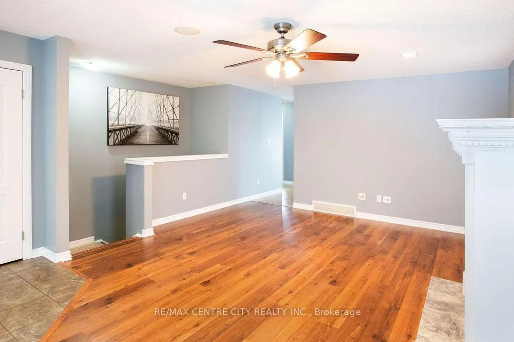 Photo 7 of 12 Peach Tree Boulevard, St. Thomas — HOMEH