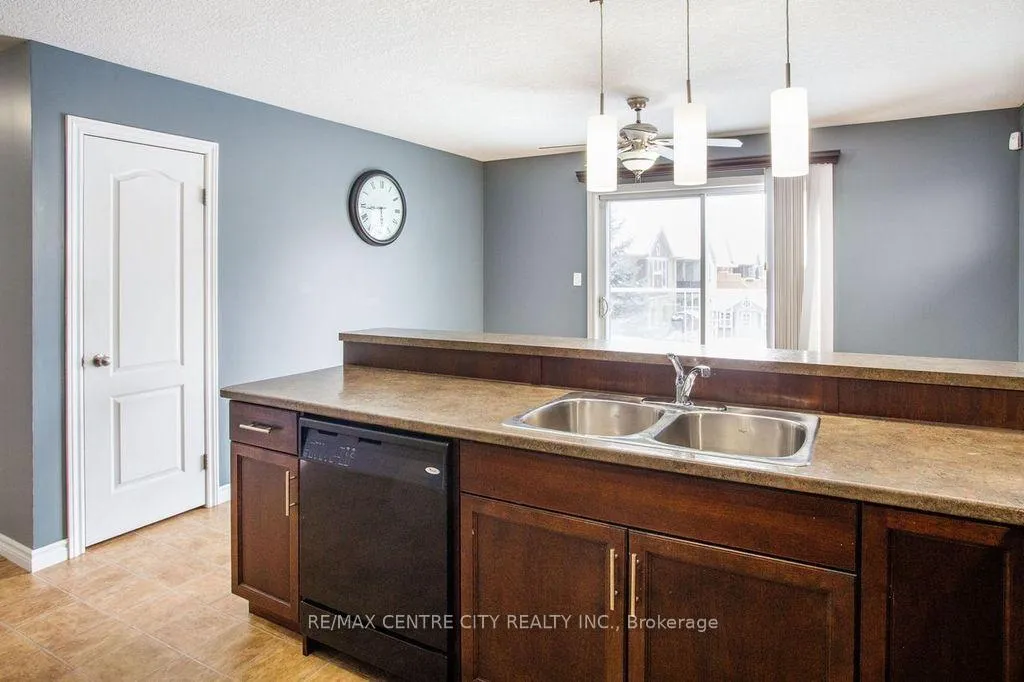 Photo 11 of 12 Peach Tree Boulevard, St. Thomas — HOMEH