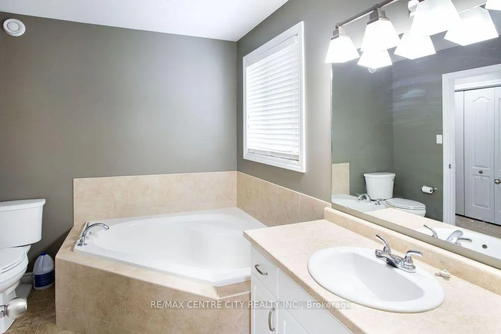 Photo 20 of 12 Peach Tree Boulevard, St. Thomas — HOMEH