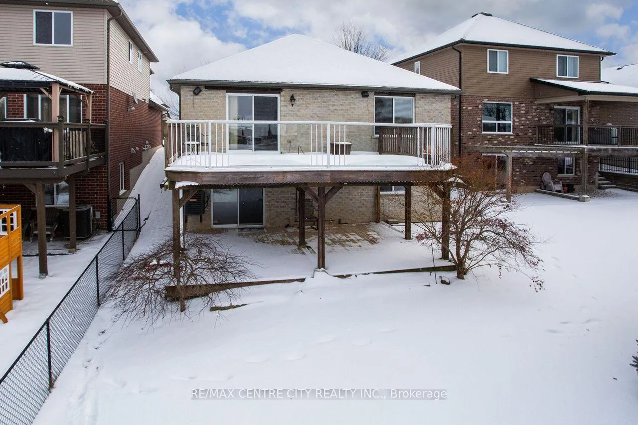 Photo 43 of 12 Peach Tree Boulevard, St. Thomas — HOMEH