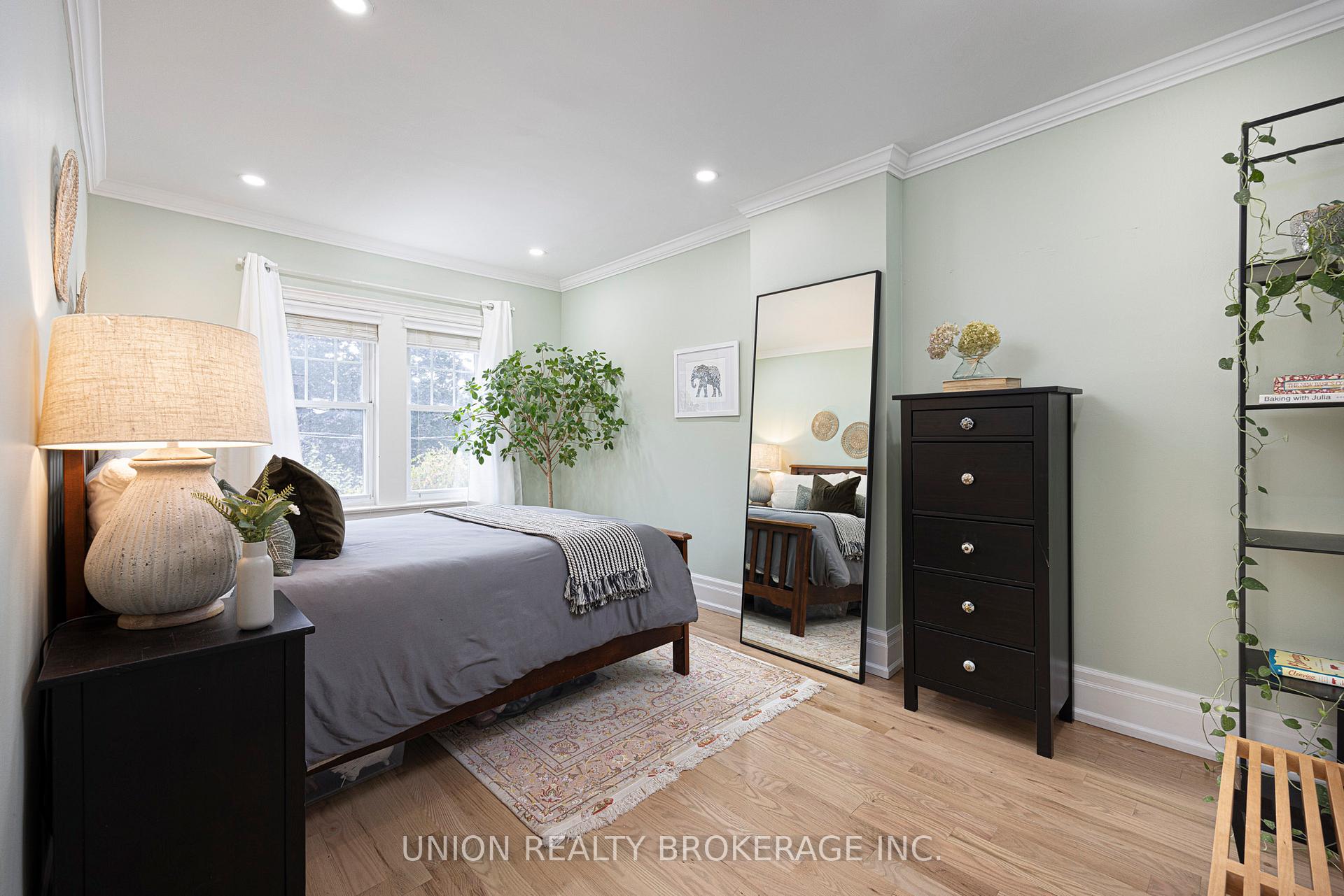 Photo 21 of 10 Selwood Avenue, Toronto, The Beaches — HOMEH