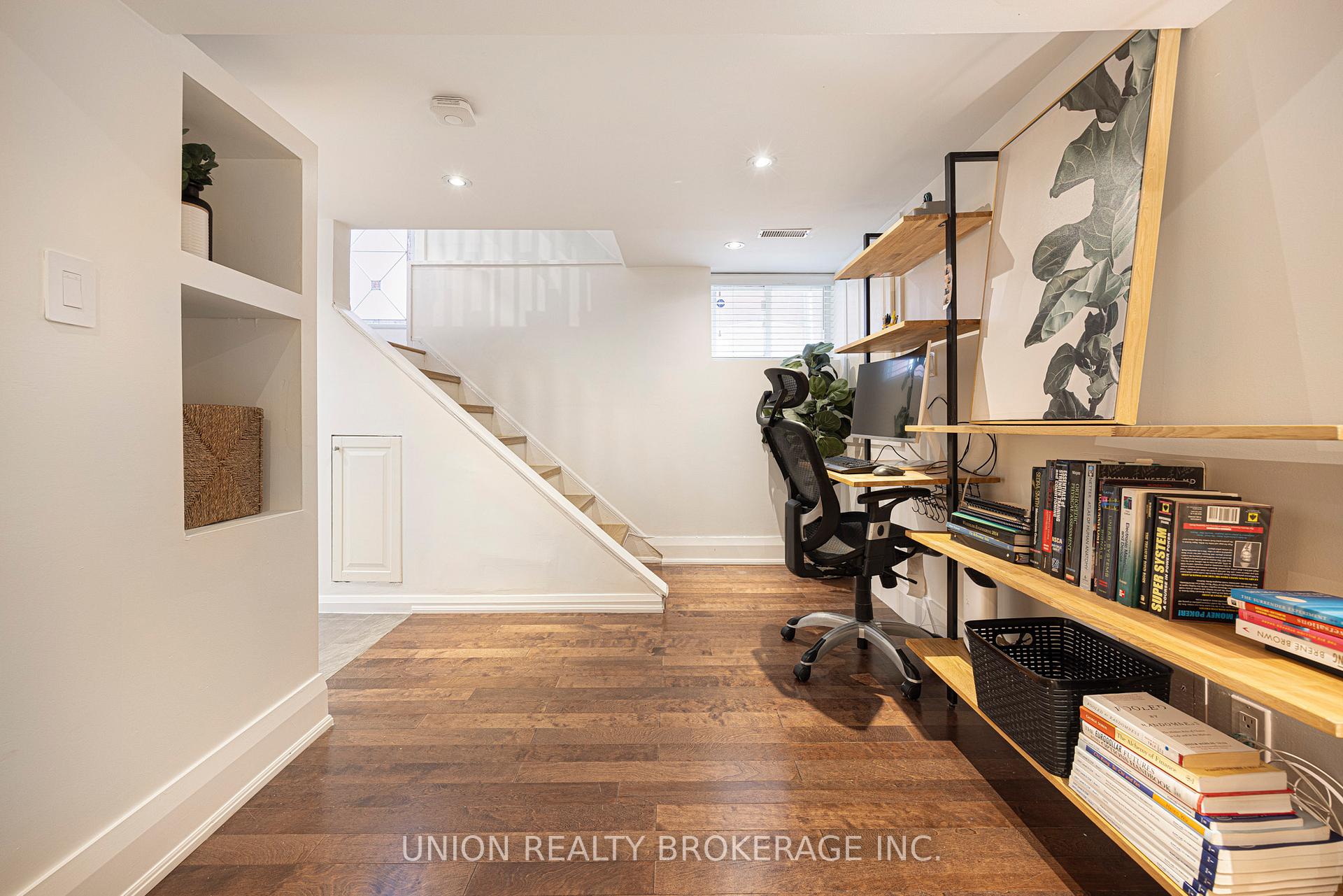 Photo 29 of 10 Selwood Avenue, Toronto, The Beaches — HOMEH