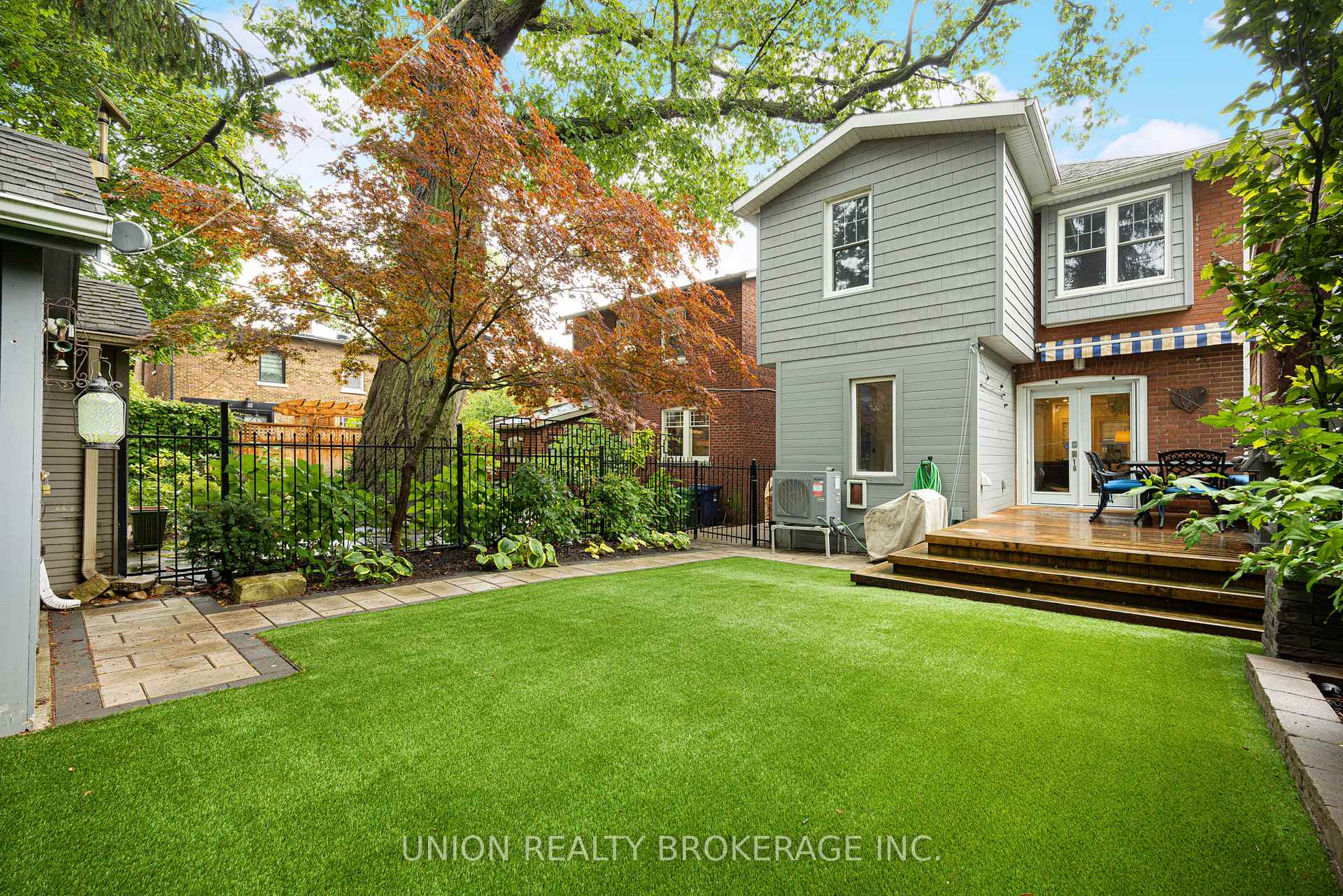 Photo 37 of 10 Selwood Avenue, Toronto, The Beaches — HOMEH