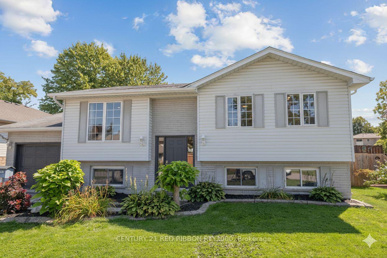 Photo 1 of 152 Beech Street, Strathroy-Caradoc, SW — HOMEH