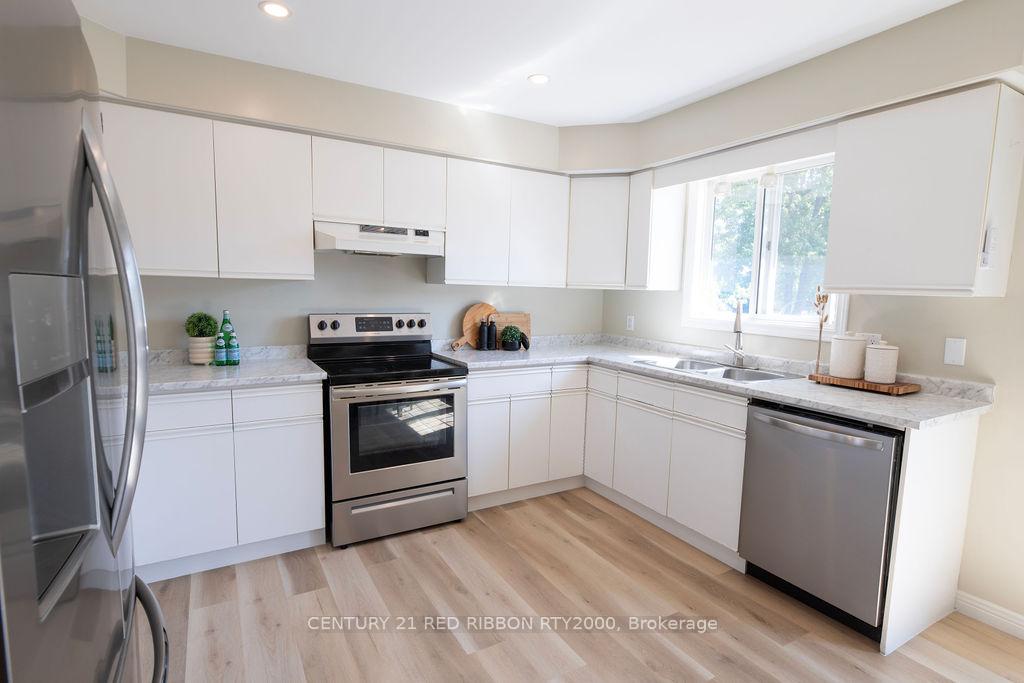 Photo 13 of 152 Beech Street, Strathroy-Caradoc, SW — HOMEH