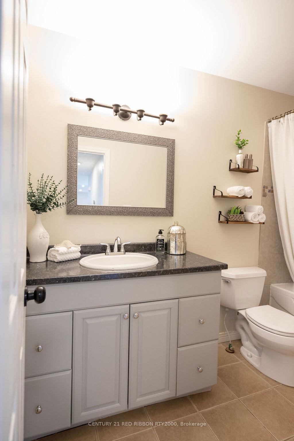 Photo 25 of 152 Beech Street, Strathroy-Caradoc, SW — HOMEH