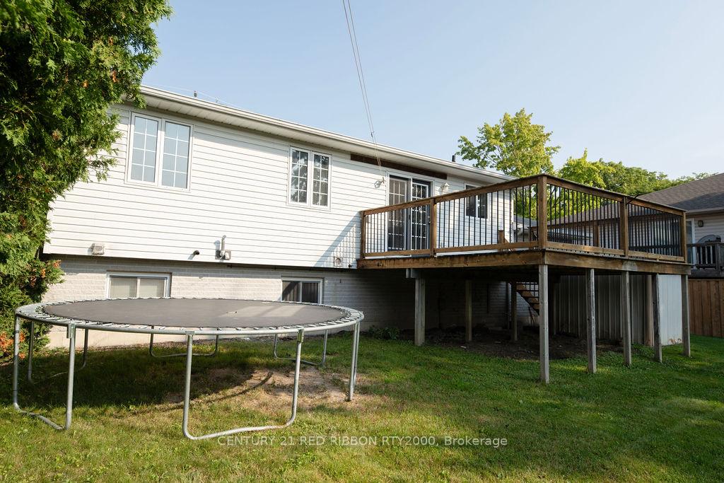 Photo 40 of 152 Beech Street, Strathroy-Caradoc, SW — HOMEH