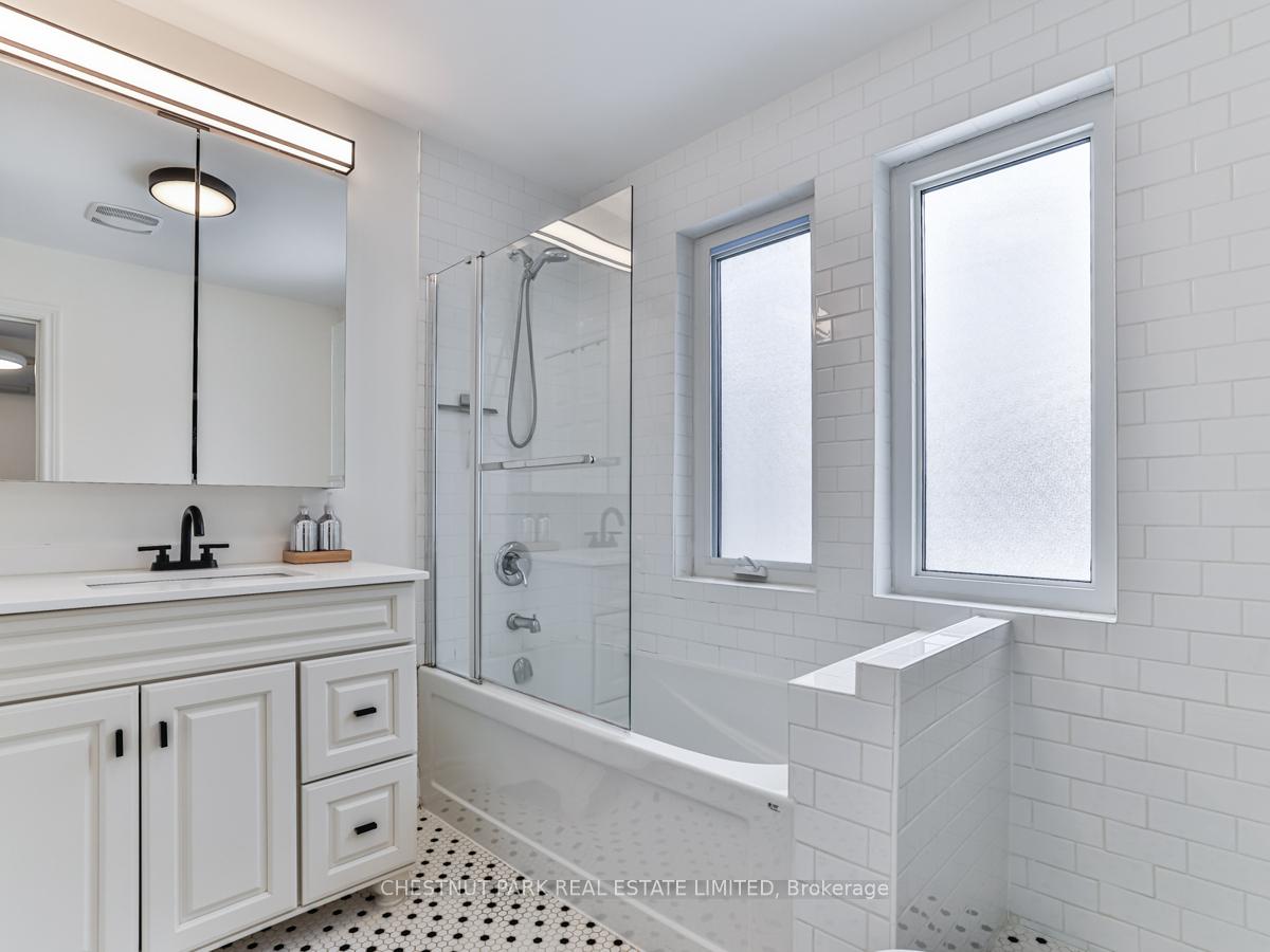 Photo 20 of 54 Standish Avenue, Toronto, Rosedale-Moore Park — HOMEH