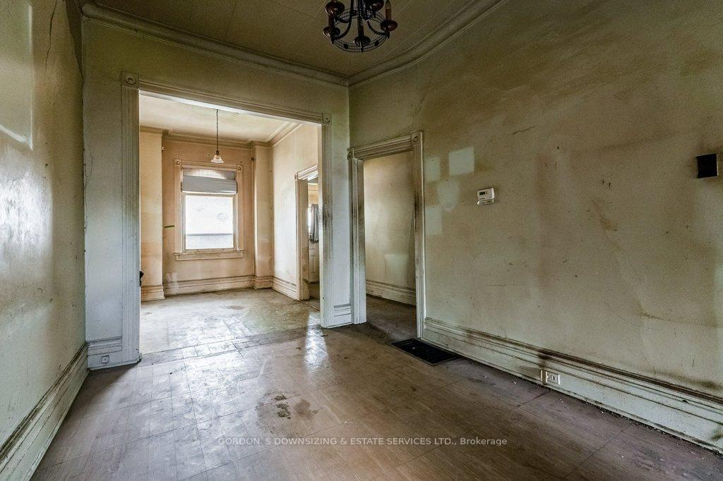 Photo 8 of 6 Paisley Avenue, Toronto, South Riverdale — HOMEH