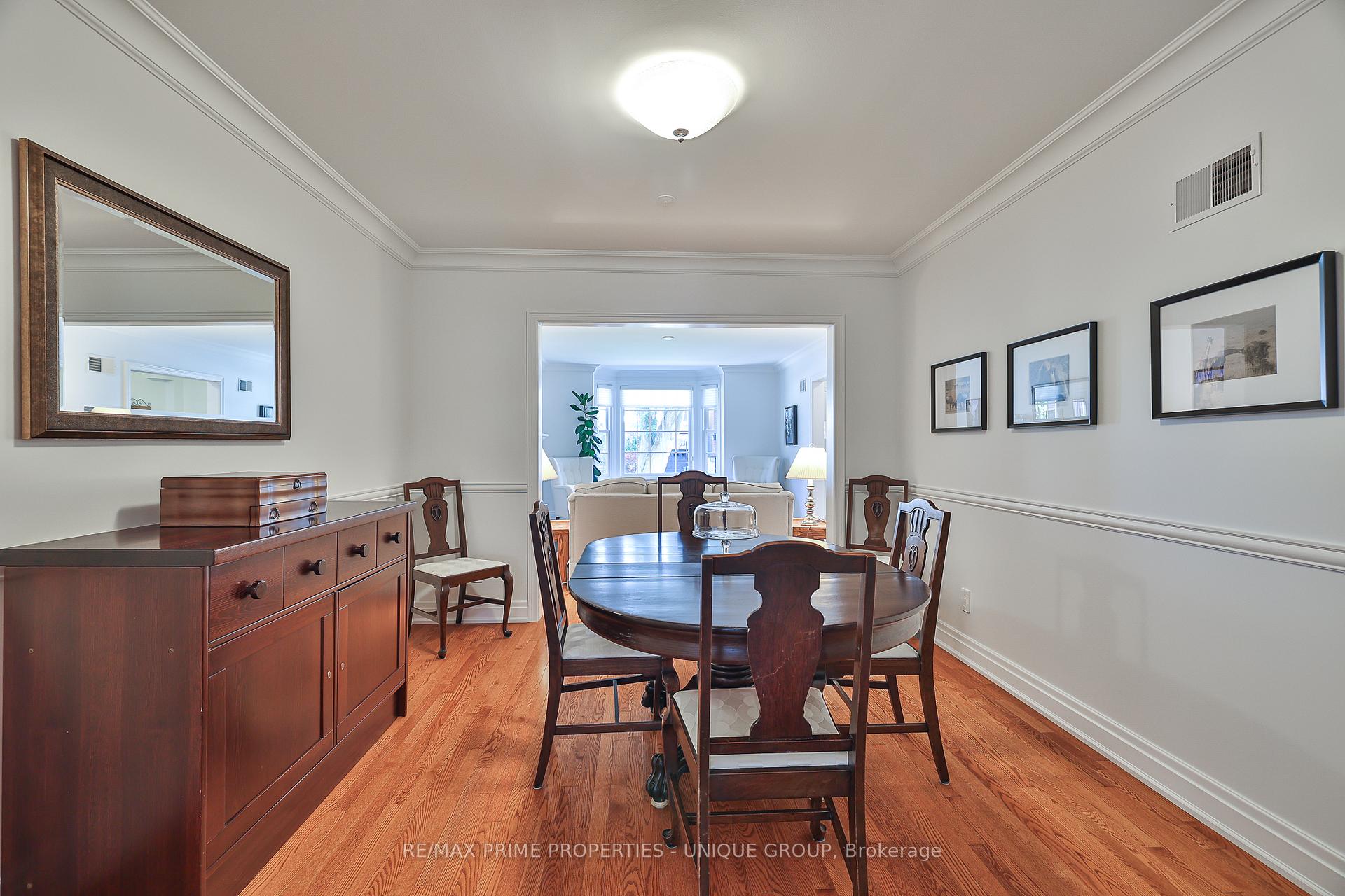 Photo 5 of 4 Tanager Avenue, Toronto, Leaside — HOMEH