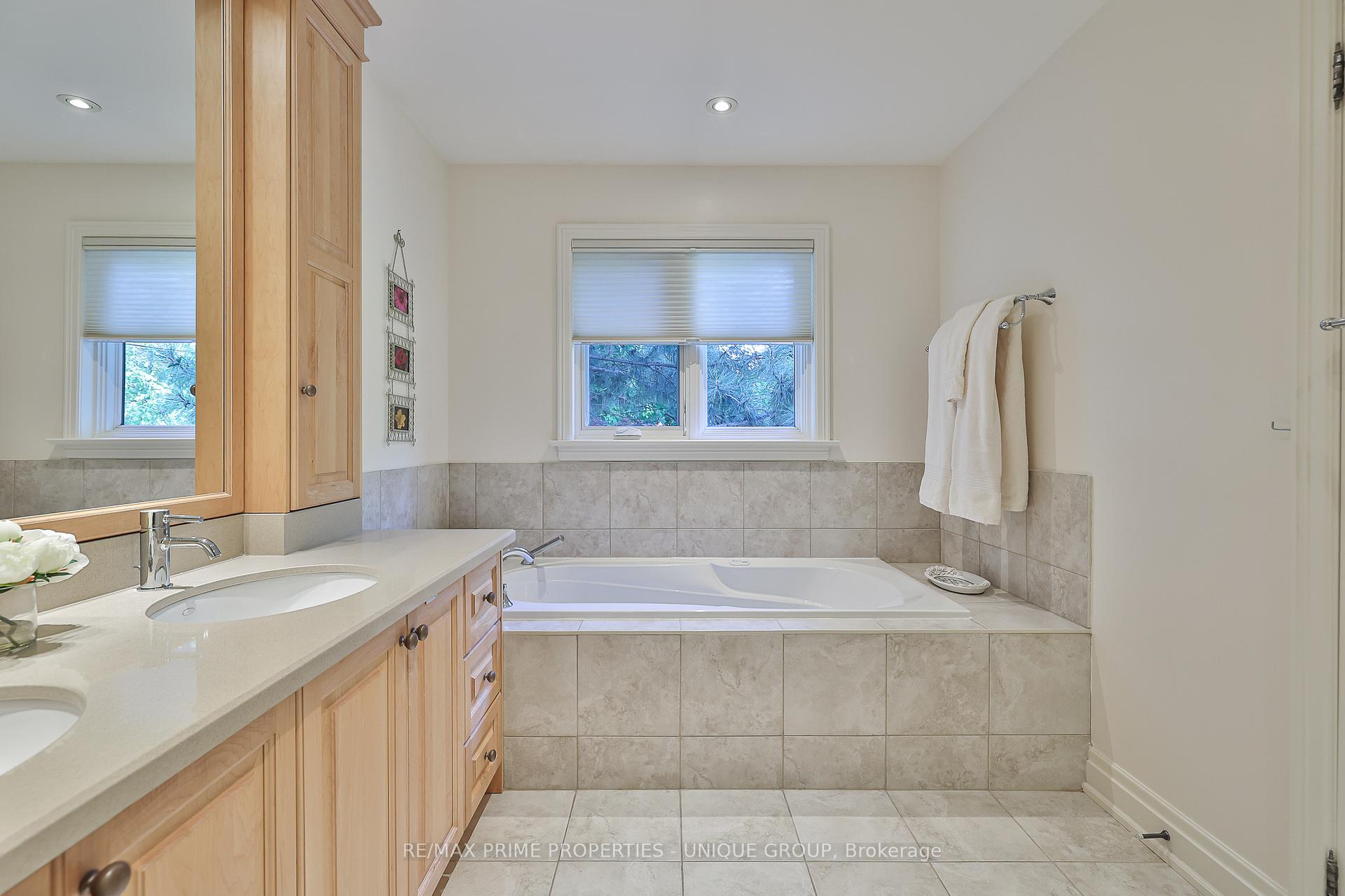 Photo 27 of 4 Tanager Avenue, Toronto, Leaside — HOMEH