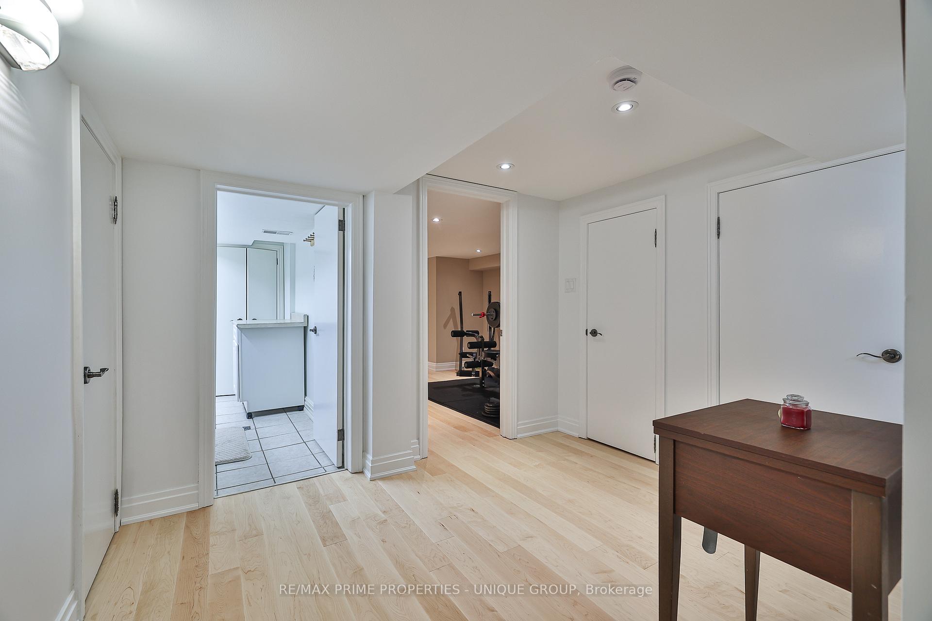 Photo 37 of 4 Tanager Avenue, Toronto, Leaside — HOMEH