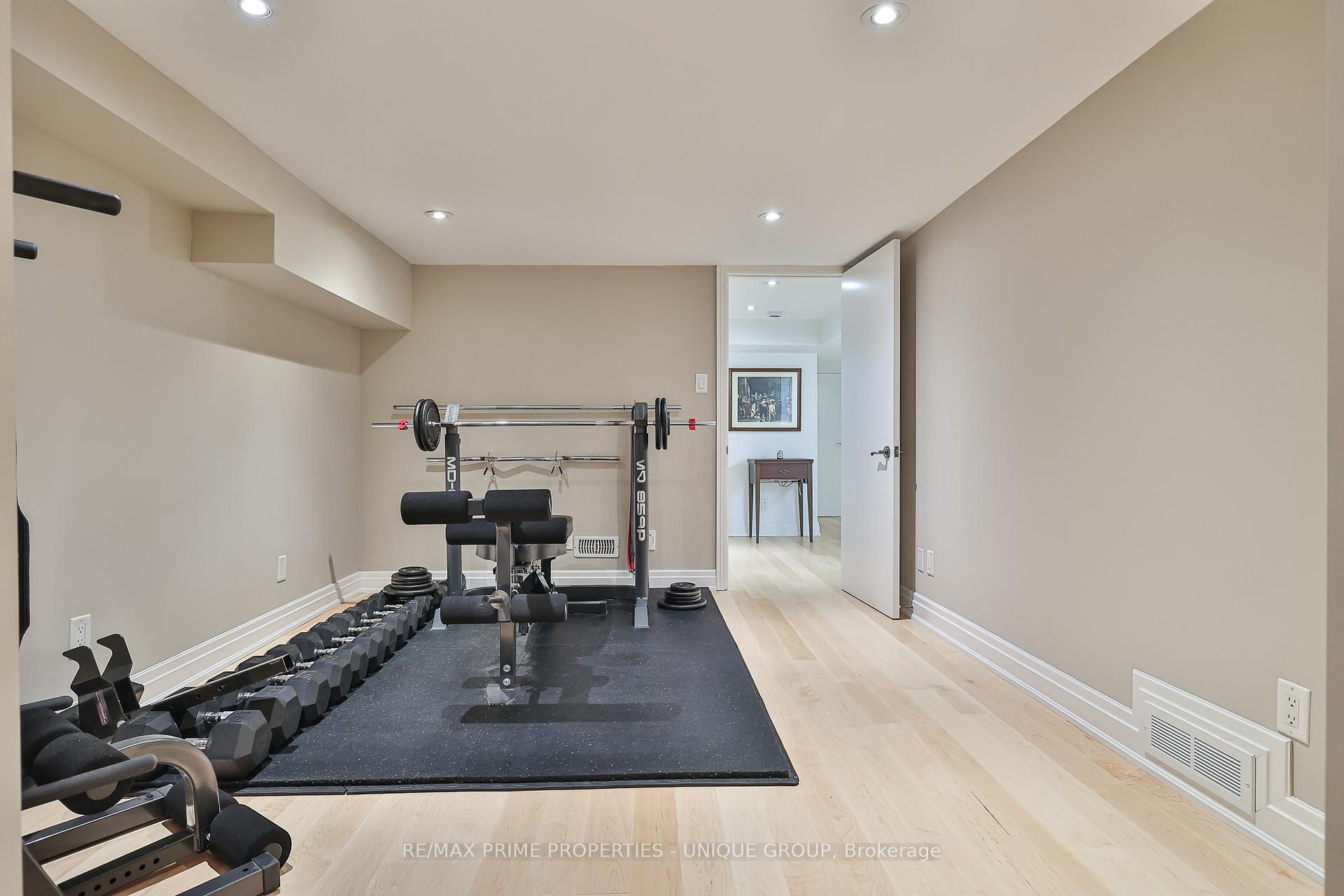 Photo 39 of 4 Tanager Avenue, Toronto, Leaside — HOMEH