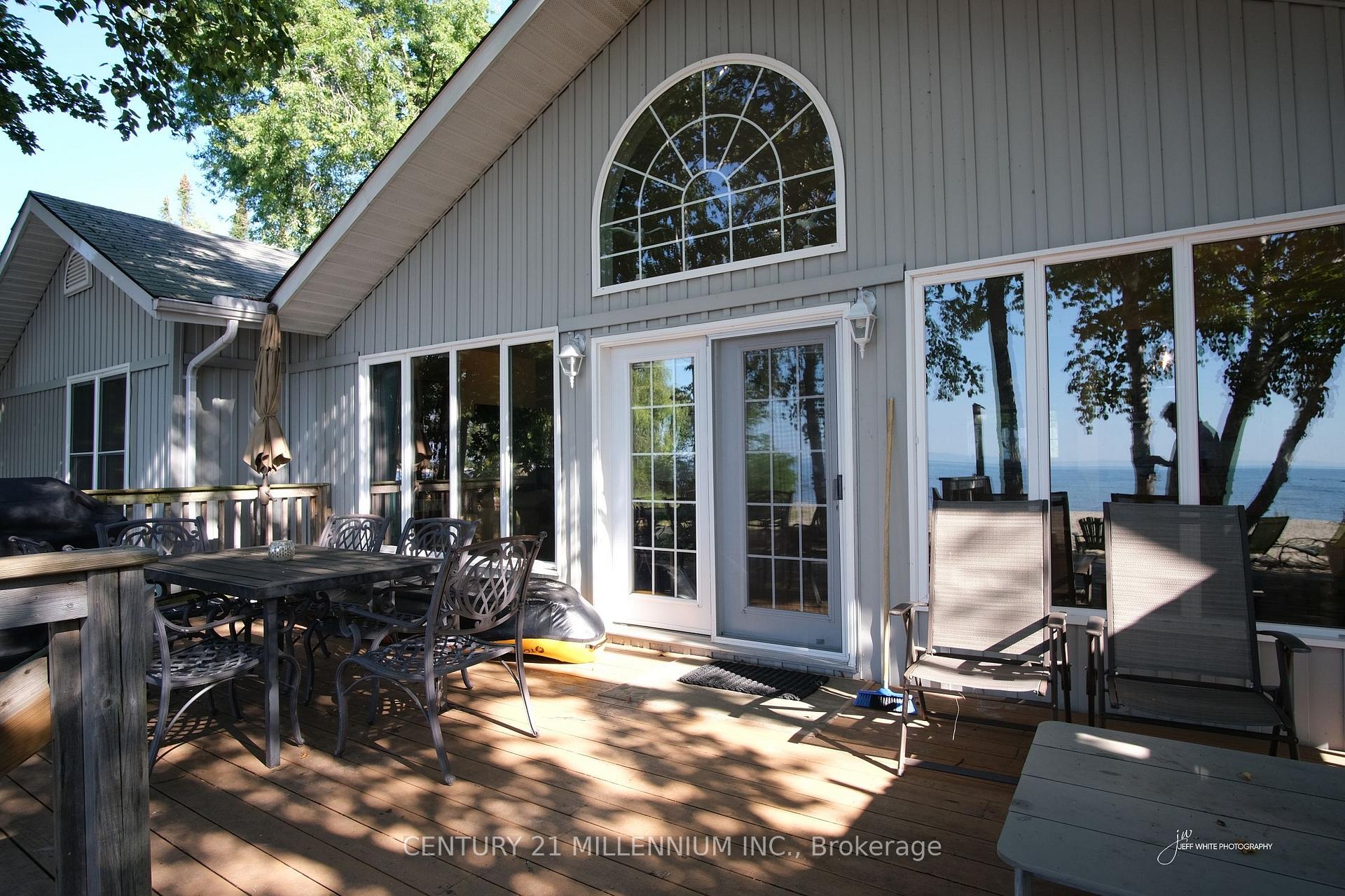 Photo 16 of 1354 Tiny Beaches Road N, Tiny, Rural Tiny — HOMEH