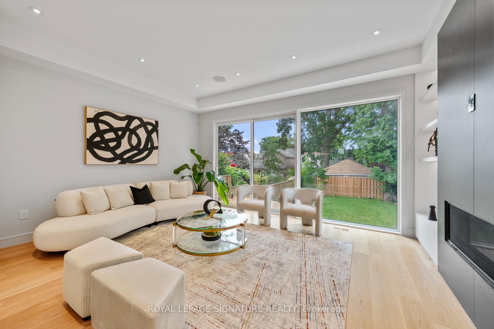 Photo 12 of 105 Gledhill Avenue, Toronto, Woodbine-Lumsden — HOMEH