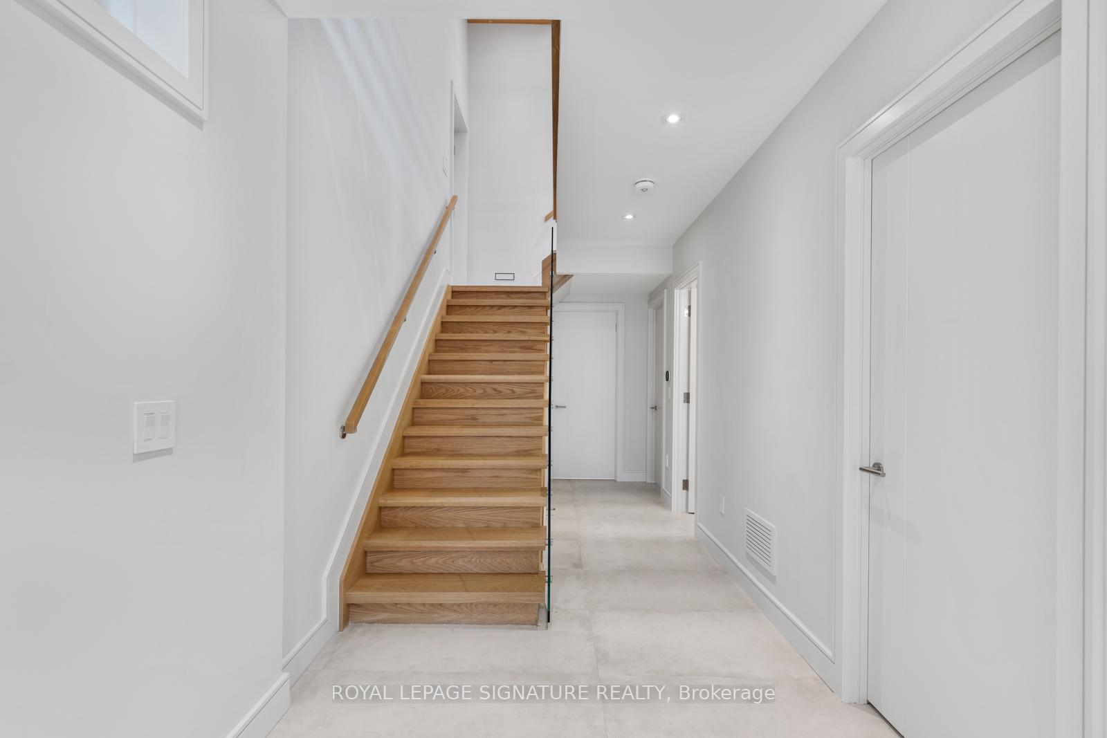 Photo 34 of 105 Gledhill Avenue, Toronto, Woodbine-Lumsden — HOMEH