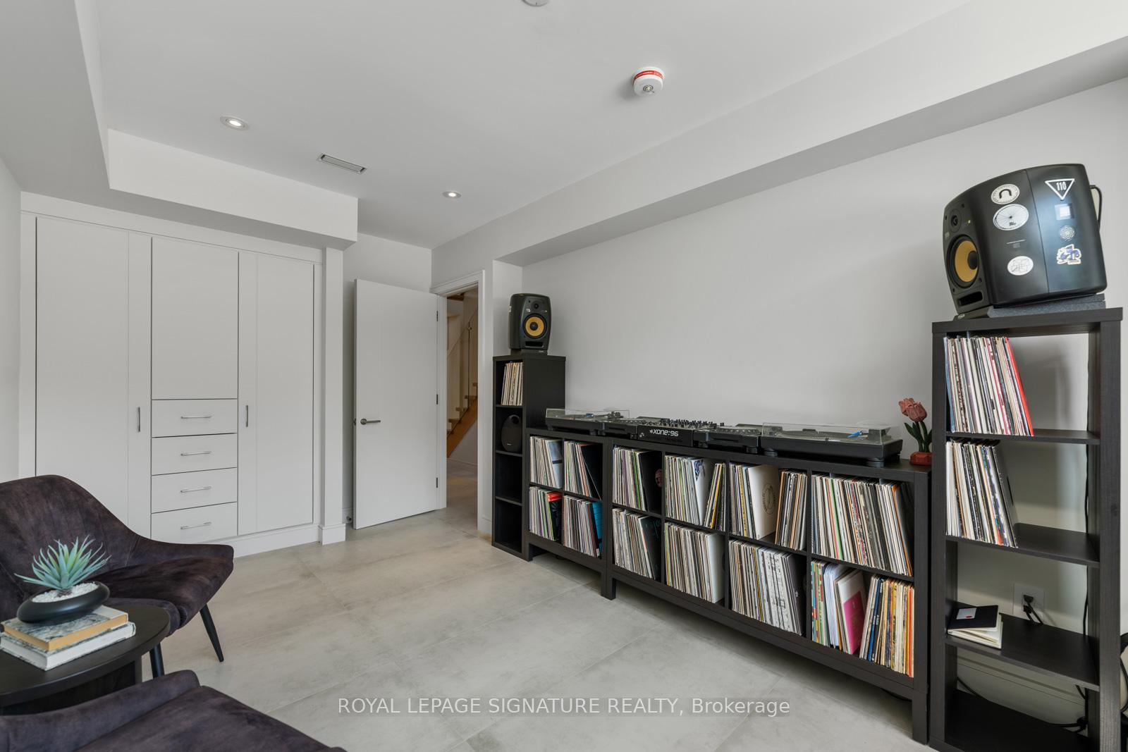 Photo 39 of 105 Gledhill Avenue, Toronto, Woodbine-Lumsden — HOMEH