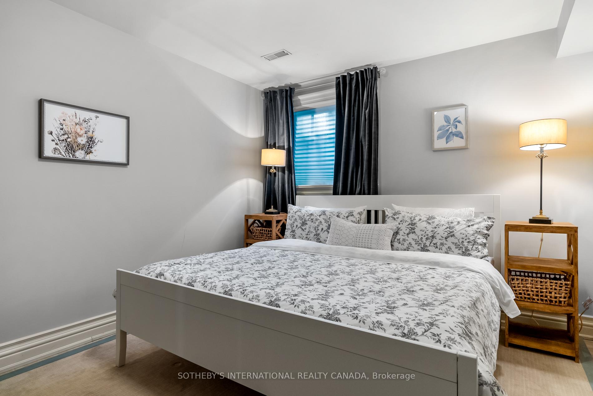 Photo 36 of 4 Douglas Drive, Toronto, Rosedale-Moore Park — HOMEH