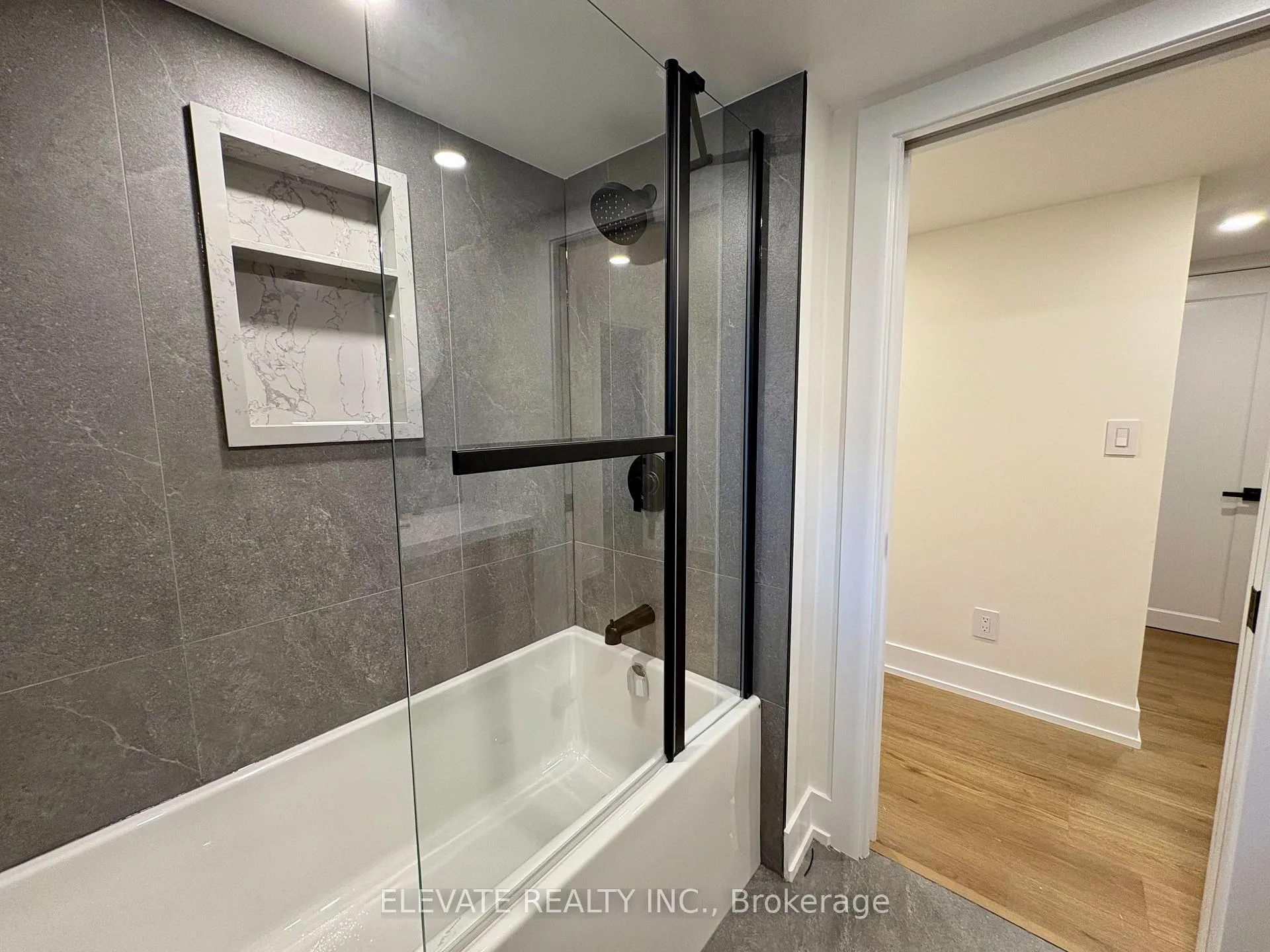 Photo 4 of 275 Mortimer Avenue, Toronto, Danforth Village-East York — HOMEH