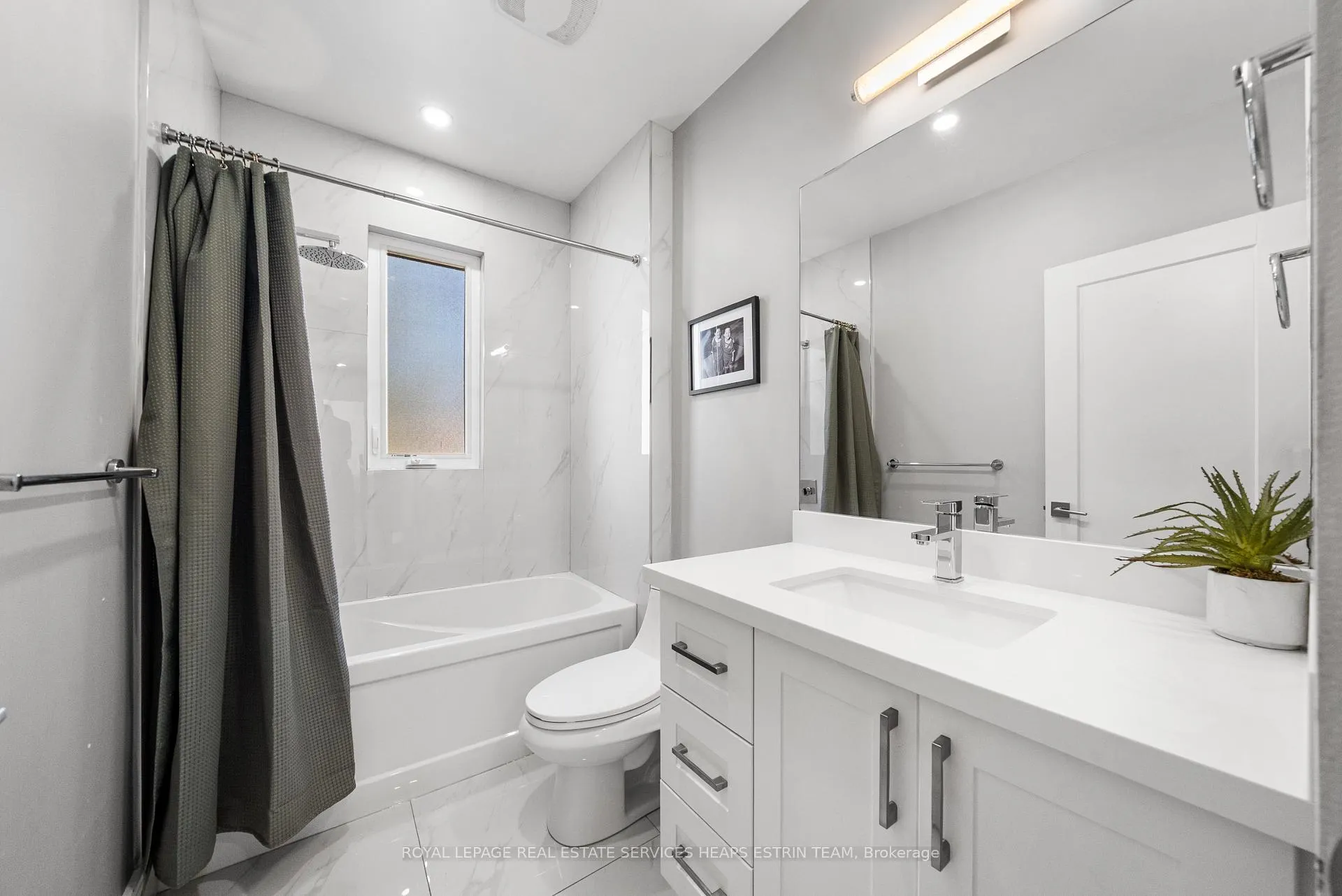 Photo 28 of 72 Harcourt Avenue, Toronto, Blake-Jones — HOMEH