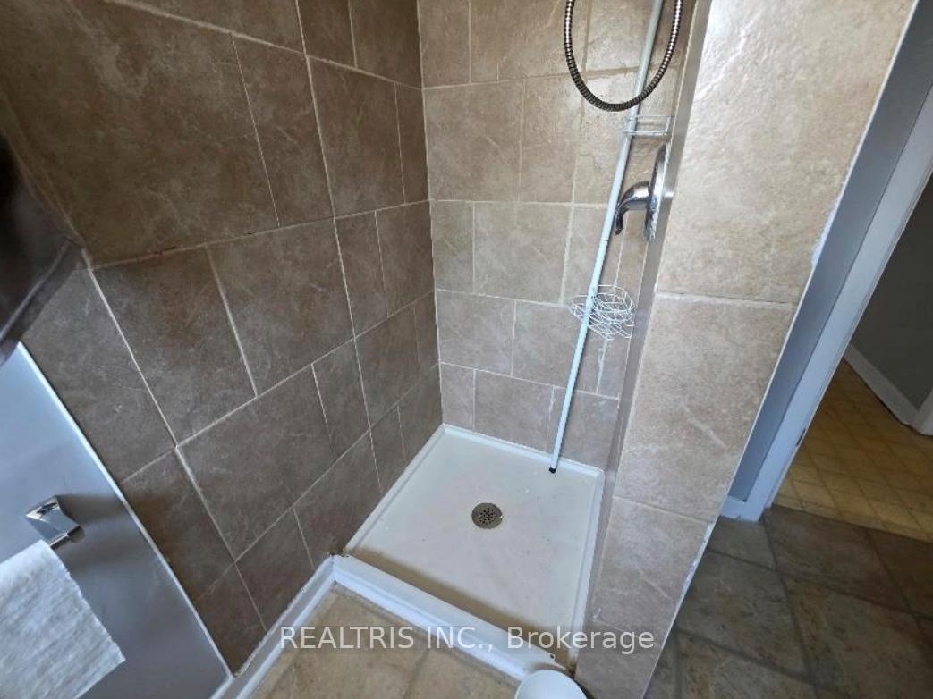 Photo 10 of 31 Ormond Street S, Thorold, Thorold Downtown — HOMEH