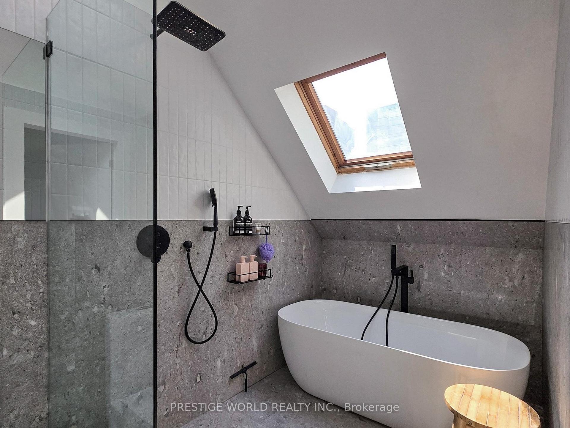 Photo 32 of 146 Collier Street, Toronto, Rosedale-Moore Park — HOMEH