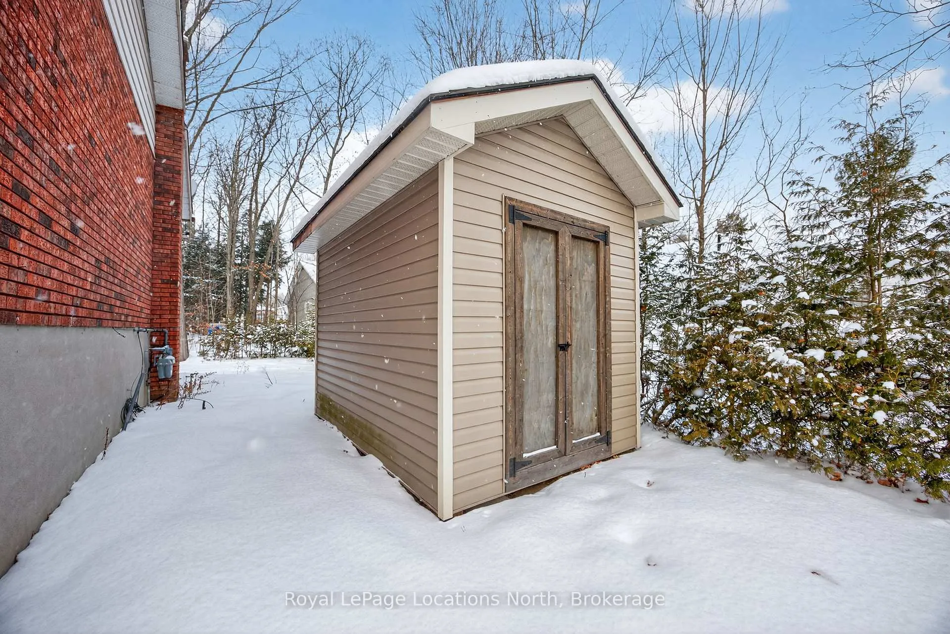 Photo 37 of 40 Rue Vanier, Tiny, Rural Tiny — HOMEH