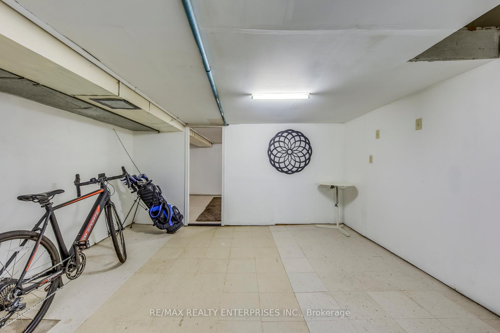 Photo 18 of 370 Coxwell Avenue, Toronto, Greenwood-Coxwell — HOMEH