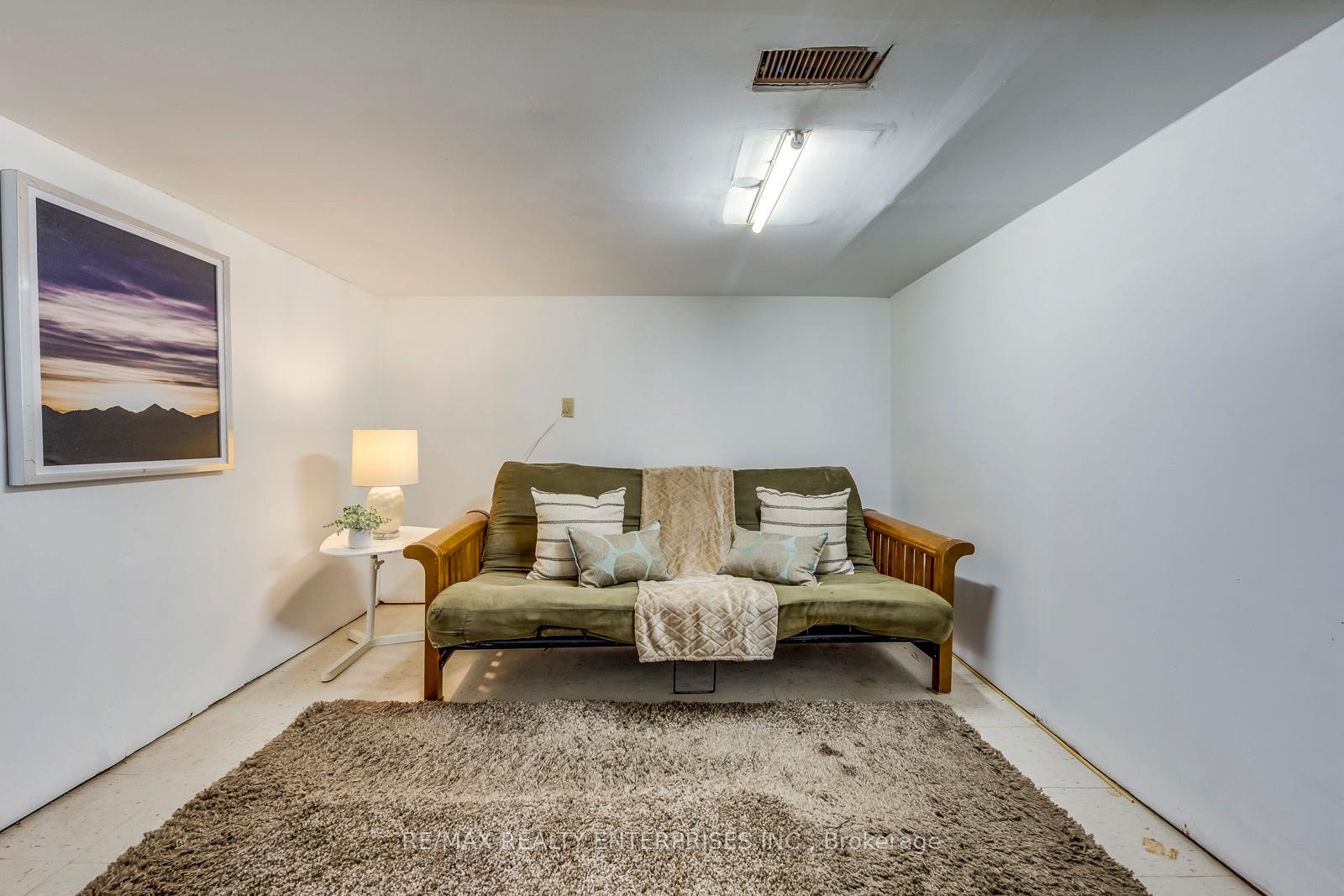 Photo 21 of 370 Coxwell Avenue, Toronto, Greenwood-Coxwell — HOMEH