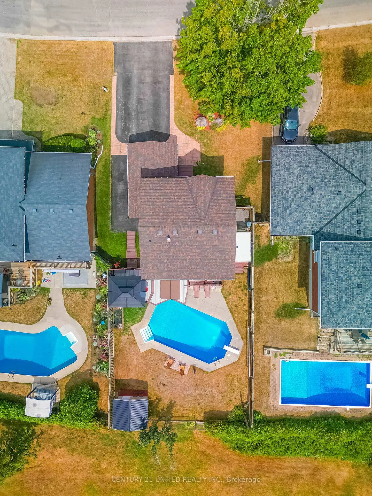 Photo 8 of 7 Bayleaf Court, Peterborough, Monaghan Ward 2 — HOMEH