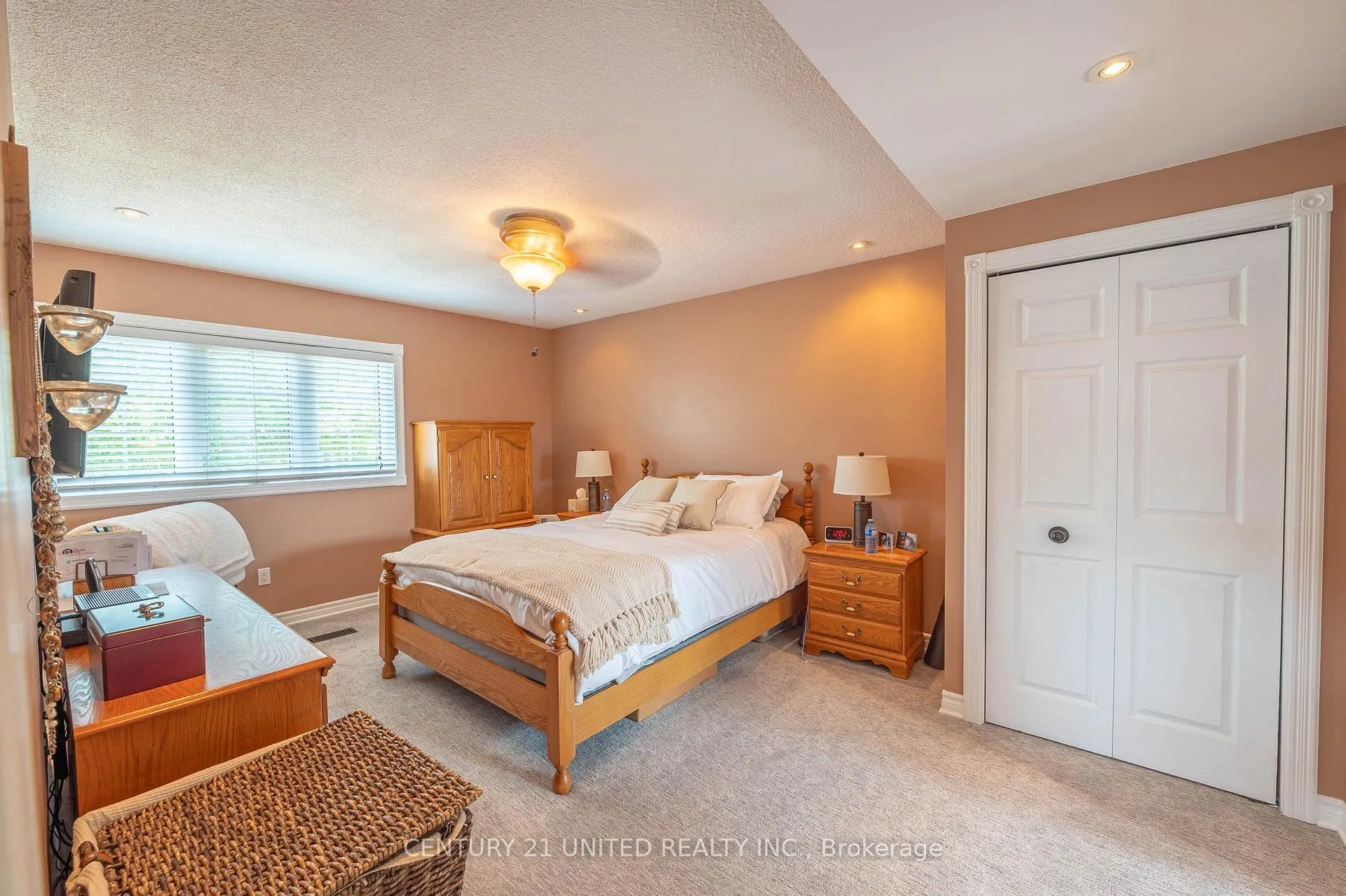 Photo 19 of 7 Bayleaf Court, Peterborough, Monaghan Ward 2 — HOMEH