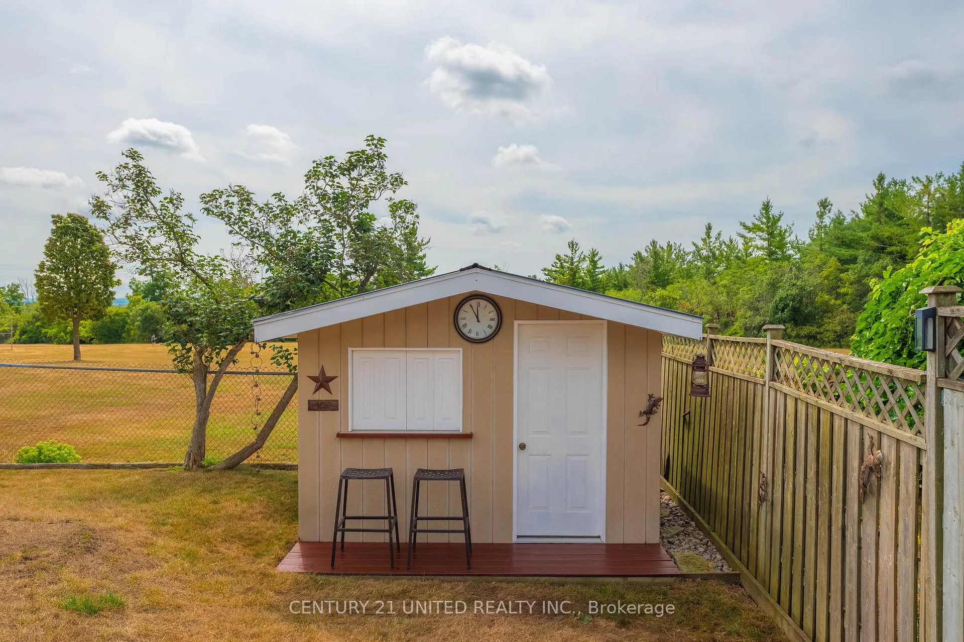 Photo 38 of 7 Bayleaf Court, Peterborough, Monaghan Ward 2 — HOMEH